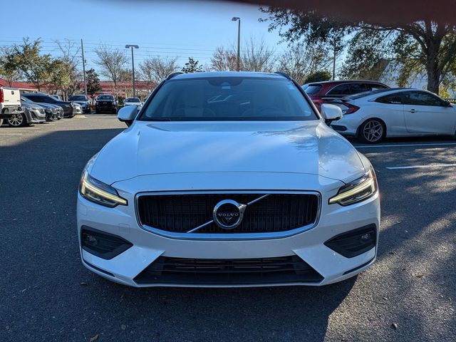 2020 Volvo V60 Momentum