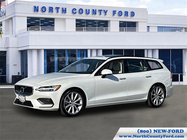 2020 Volvo V60 Momentum