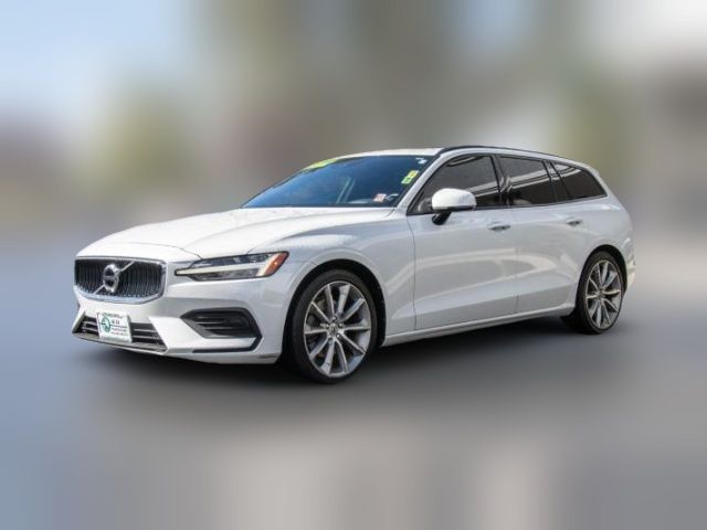 2020 Volvo V60 Momentum