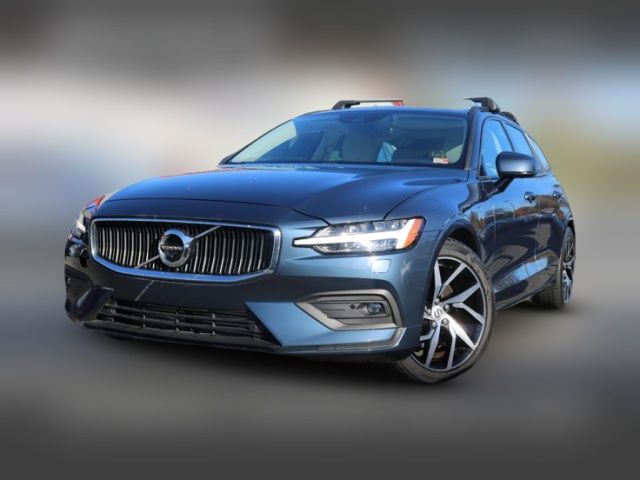 2020 Volvo V60 Momentum