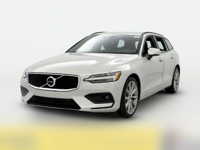 2020 Volvo V60 Momentum