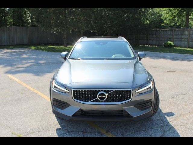 2020 Volvo V60 Cross Country Base