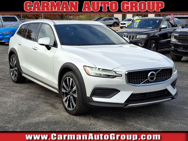 2020 Volvo V60 Cross Country Base