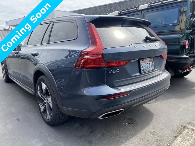 2020 Volvo V60 Cross Country Base