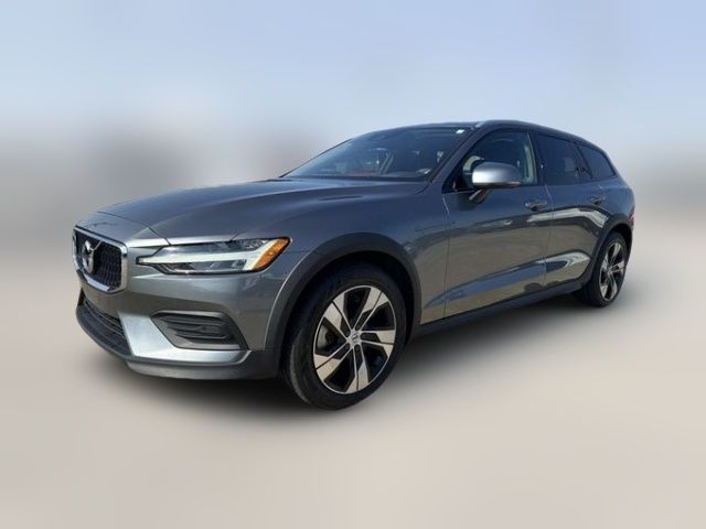 2020 Volvo V60 Cross Country Base