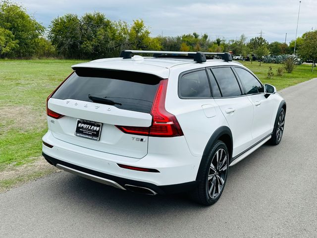 2020 Volvo V60 Cross Country Base