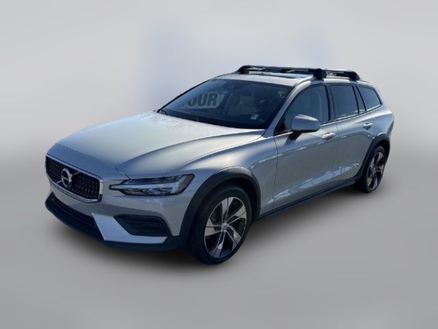 2020 Volvo V60 Cross Country Base