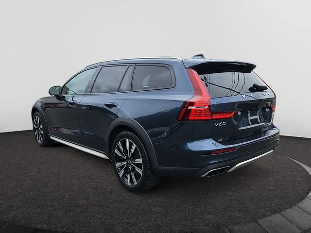 2020 Volvo V60 Cross Country Base