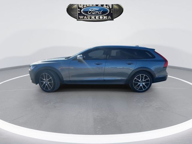 2020 Volvo V90 Cross Country Base