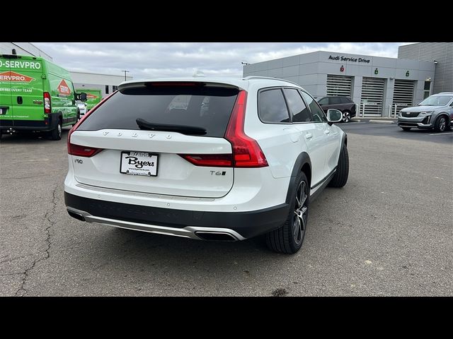 2020 Volvo V90 Cross Country Base