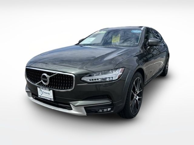 2020 Volvo V90 Cross Country Base