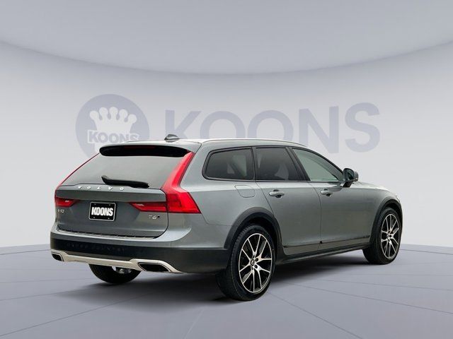 2020 Volvo V90 Cross Country Base