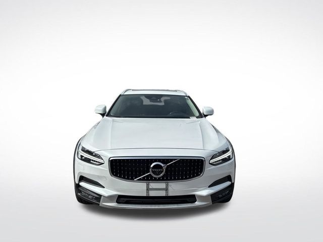 2020 Volvo V90 Cross Country Base