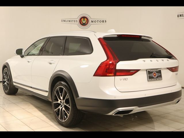 2020 Volvo V90 Cross Country Base