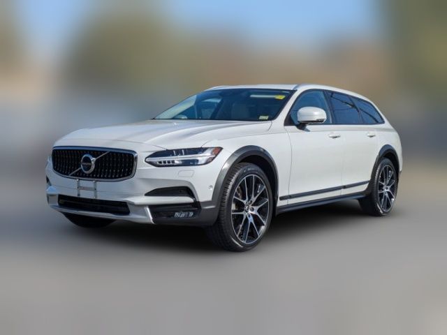 2020 Volvo V90 Cross Country Base