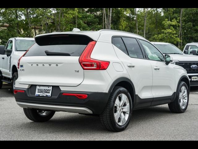 2020 Volvo XC40 Momentum