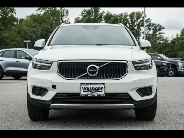 2020 Volvo XC40 Momentum