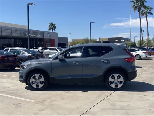 2020 Volvo XC40 Momentum