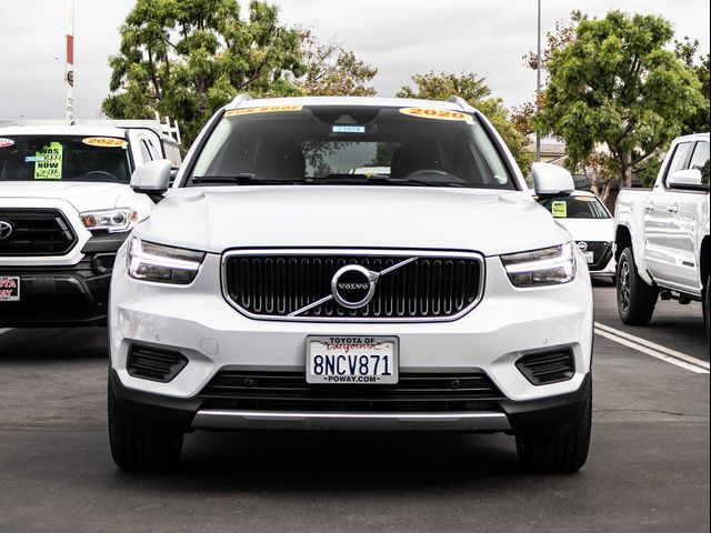 2020 Volvo XC40 Momentum