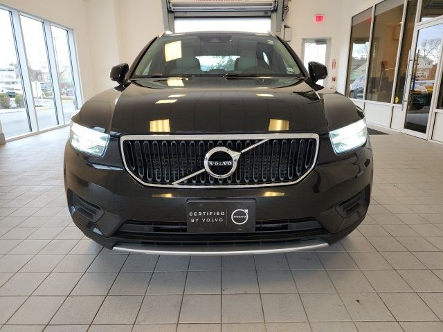 2020 Volvo XC40 Momentum