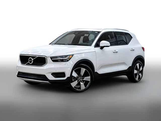 2020 Volvo XC40 Momentum