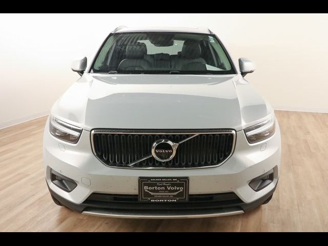 2020 Volvo XC40 Momentum