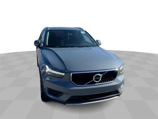 2020 Volvo XC40 Momentum