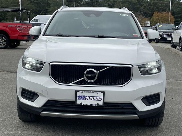 2020 Volvo XC40 Momentum