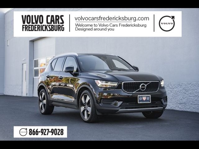 2020 Volvo XC40 Momentum