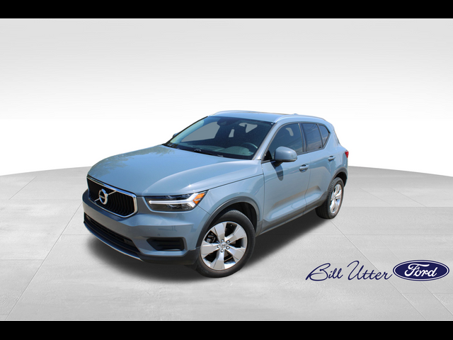 2020 Volvo XC40 Momentum