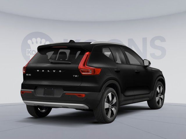 2020 Volvo XC40 Momentum