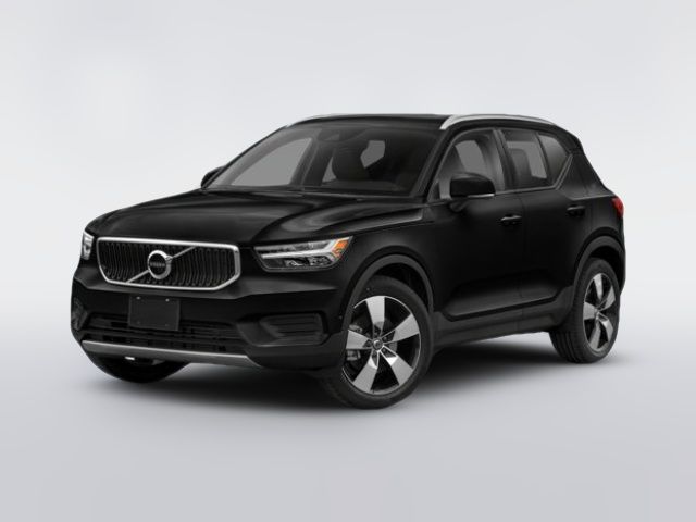 2020 Volvo XC40 Momentum