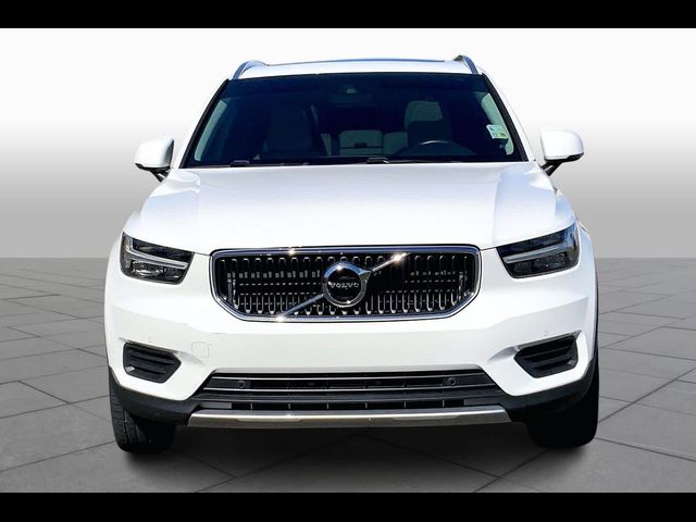 2020 Volvo XC40 Momentum