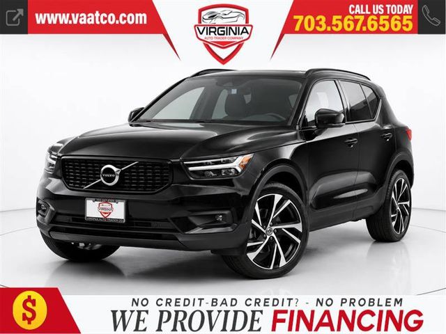 2020 Volvo XC40 R-Design