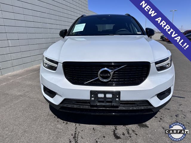 2020 Volvo XC40 R-Design