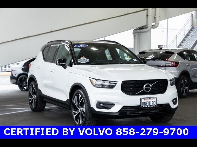 2020 Volvo XC40 R-Design