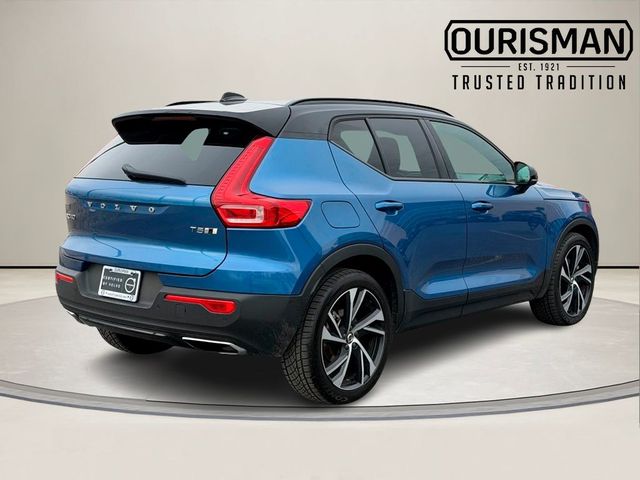 2020 Volvo XC40 R-Design