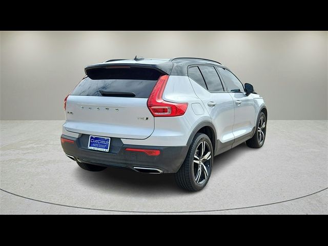 2020 Volvo XC40 R-Design