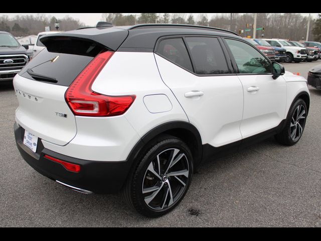 2020 Volvo XC40 R-Design