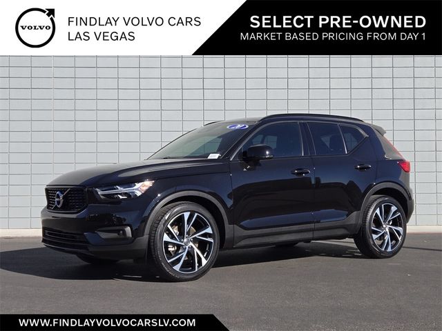 2020 Volvo XC40 R-Design