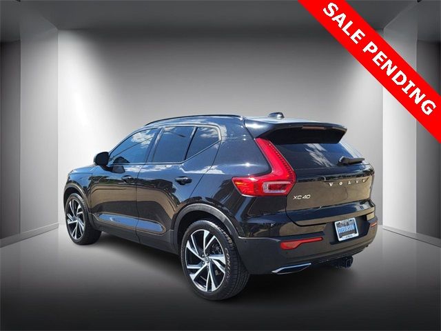 2020 Volvo XC40 R-Design