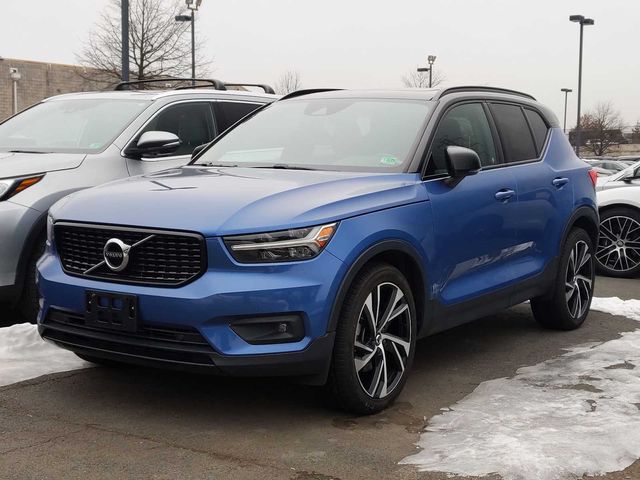 2020 Volvo XC40 R-Design