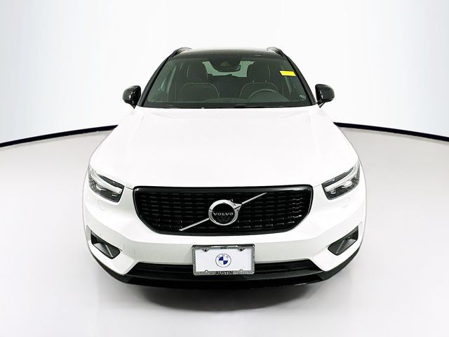 2020 Volvo XC40 R-Design