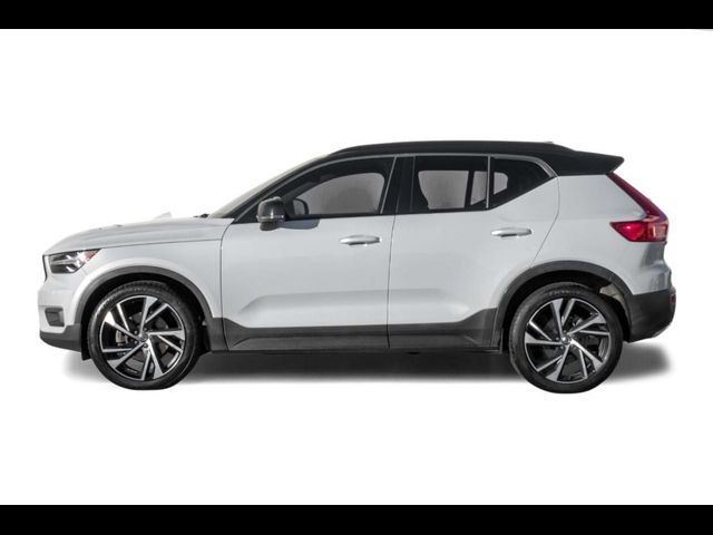 2020 Volvo XC40 R-Design