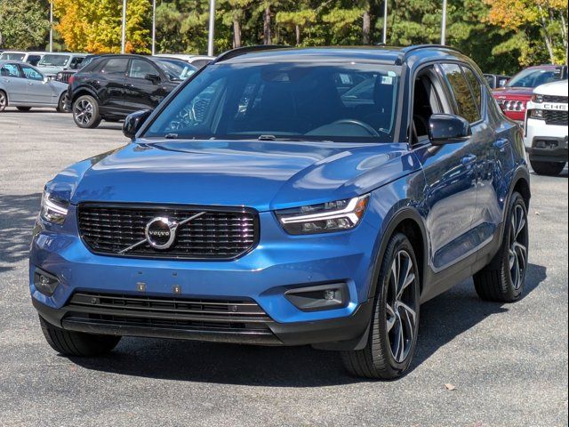 2020 Volvo XC40 R-Design