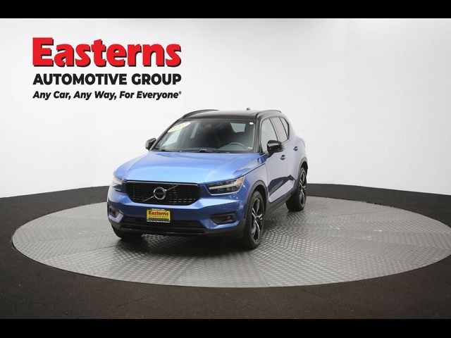 2020 Volvo XC40 R-Design