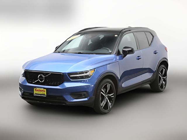 2020 Volvo XC40 R-Design