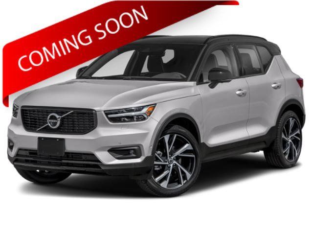 2020 Volvo XC40 R-Design