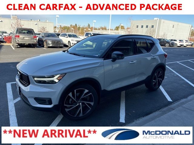 2020 Volvo XC40 R-Design