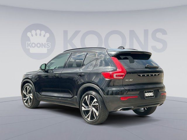 2020 Volvo XC40 R-Design